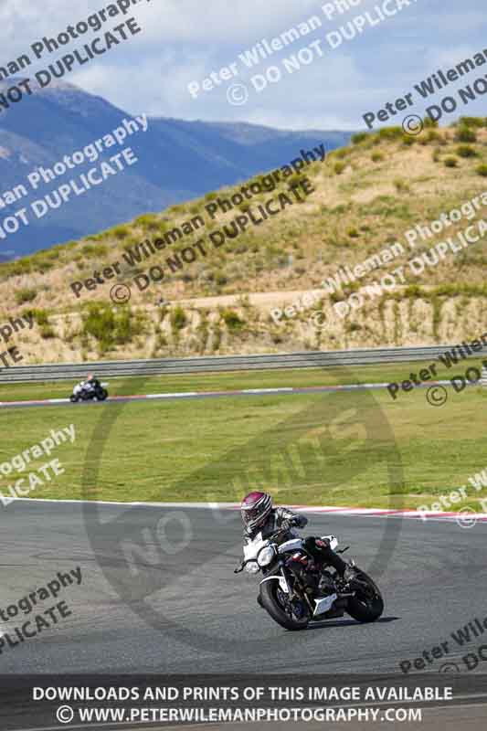 Circuito de Navarra;Spain;event digital images;motorbikes;no limits;peter wileman photography;trackday;trackday digital images